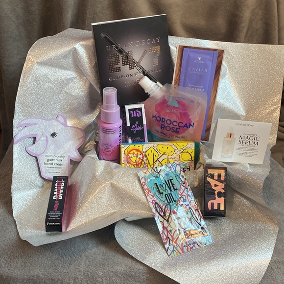 🖤12 PIECE URBAN DECAY🖤BEAUTY SELF CARE BUNDLE W/SHISEIDO COSMETIC CASE - Picture 1 of 11
